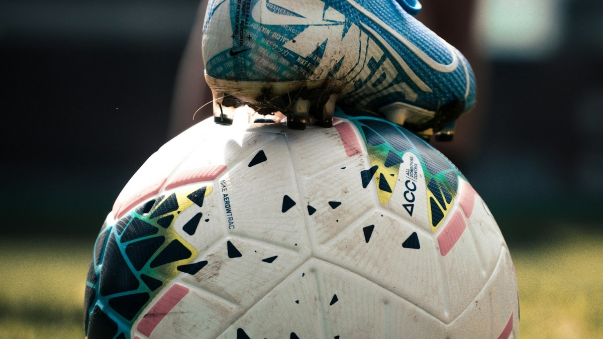 Edenilson reforça Botafogo em busca de recuperação com time alternativo.